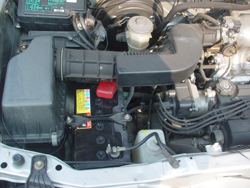 新しいバッテリを取り付けた状態